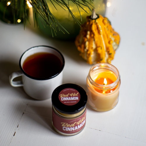 Cinnamon Scented scented natural beeswax candle, jar