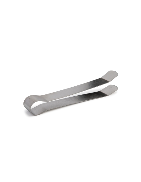 Pinch tool for extinguishing thin and tapper candles